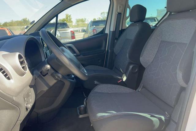 Peugeot Partner image 9