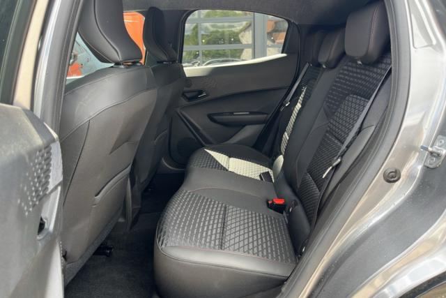 Renault Clio image 6