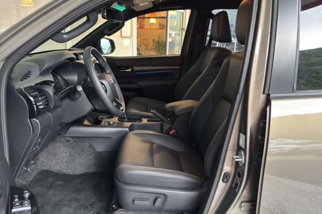 Toyota Hilux image 9