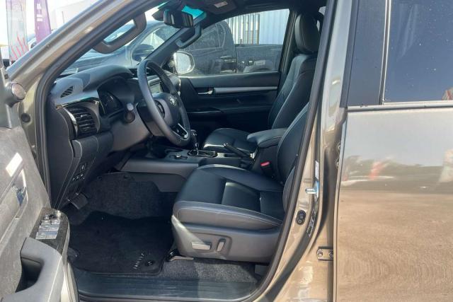 Toyota Hilux image 7