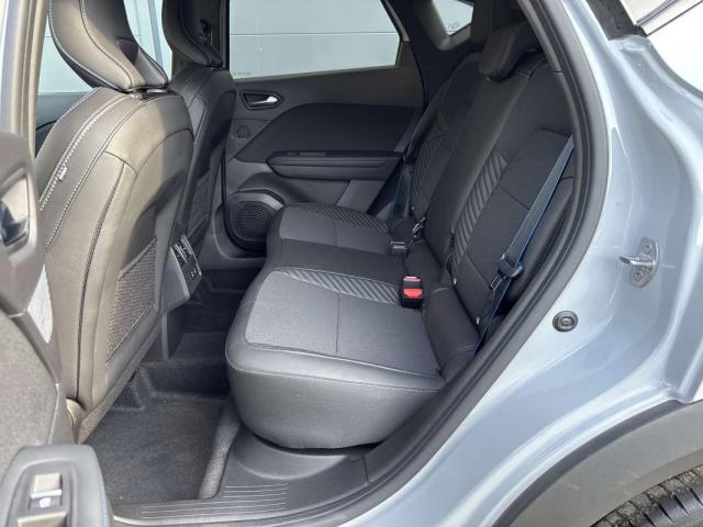 Renault Captur image 9