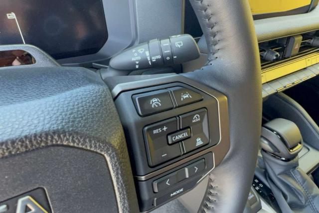 Toyota Land Cruiser image 3