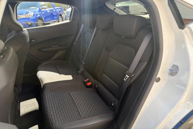 Renault Clio image 2