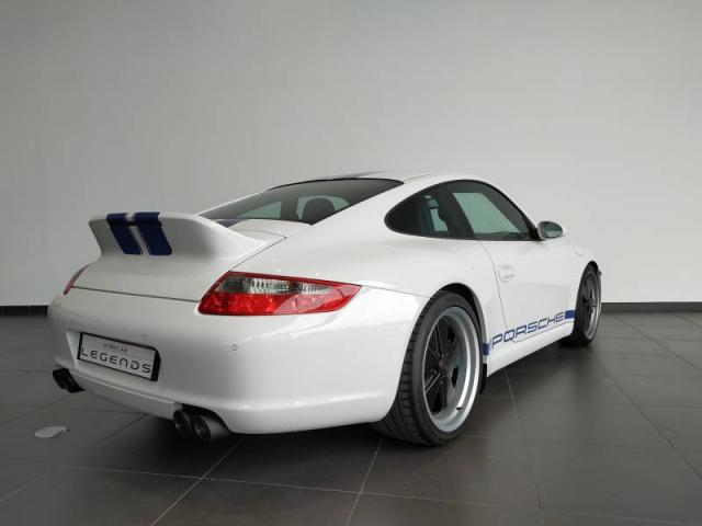 Porsche 911 image 1