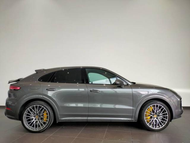 Porsche Cayenne image 3