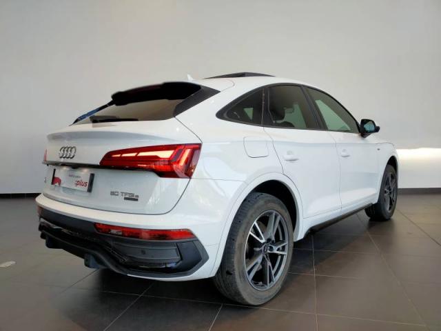 Audi Q5 Sportback image 9