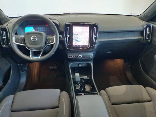 Volvo C40 image 8