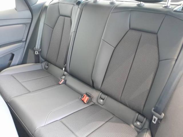 Audi Q4 E-Tron image 8