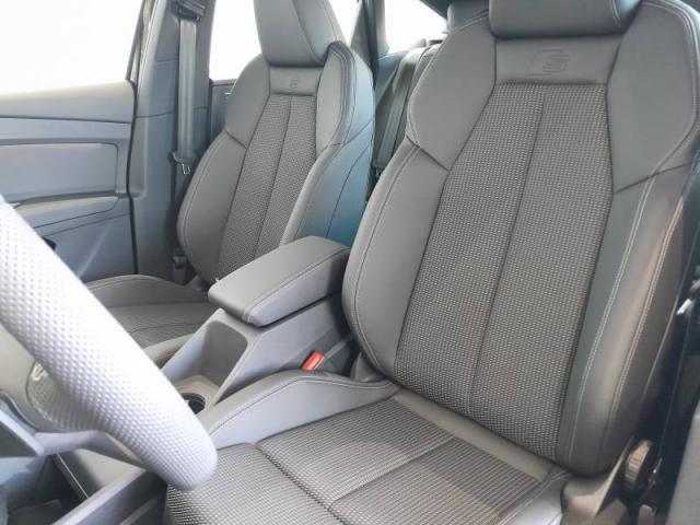 Audi Q4 E-Tron image 1
