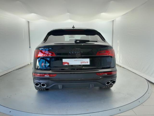 Audi Q5 Sportback image 9