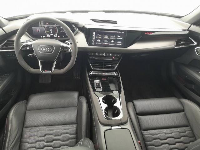 Audi E-Tron Gt image 8
