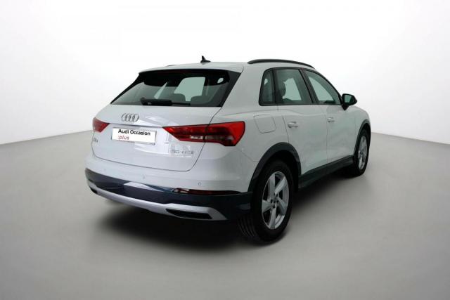 Audi Q3 image 8