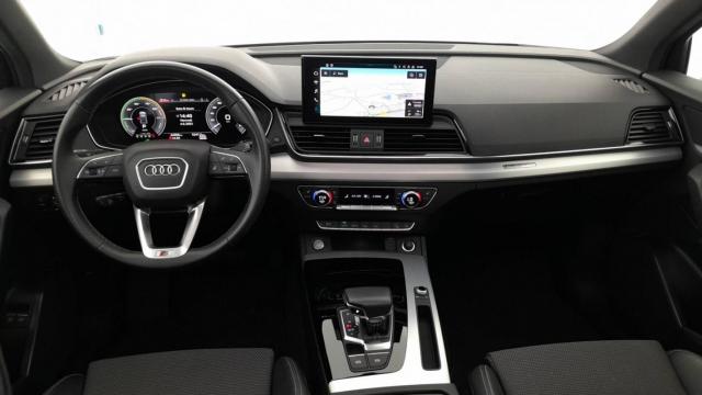 Audi Q5 Sportback image 1