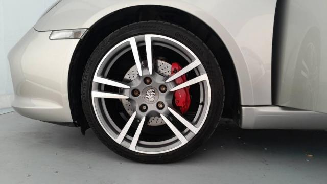 Porsche Boxster image 9