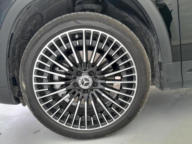 Mercedes Benz Eqa image 4