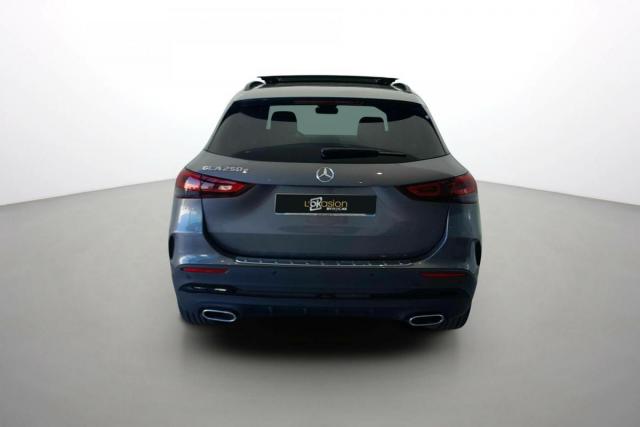 Mercedes Benz Gla image 5