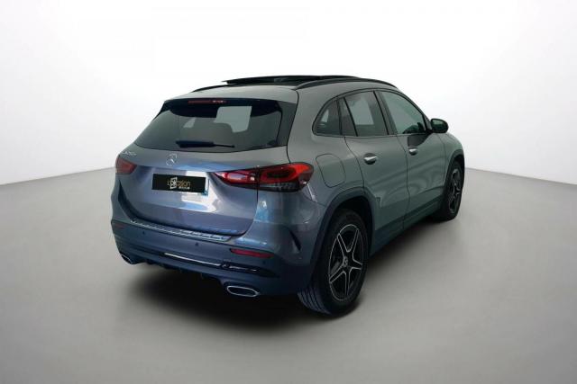 Mercedes Benz Gla image 1