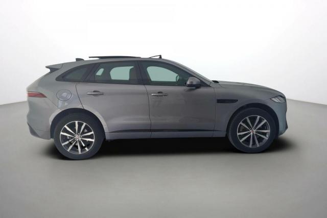 Jaguar F-Pace image 3