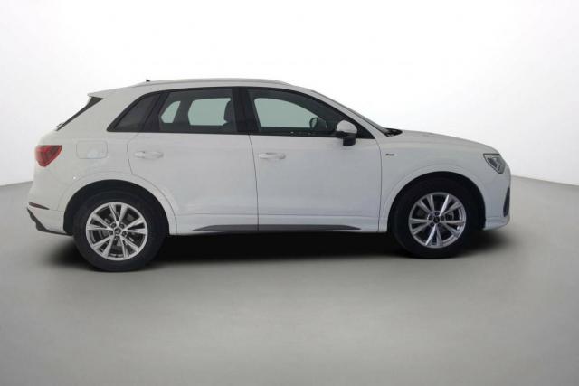 Audi Q3 image 4