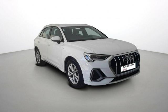 Audi Q3 image 1