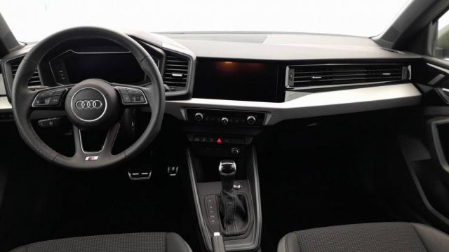 Audi A1 Sportback image 1