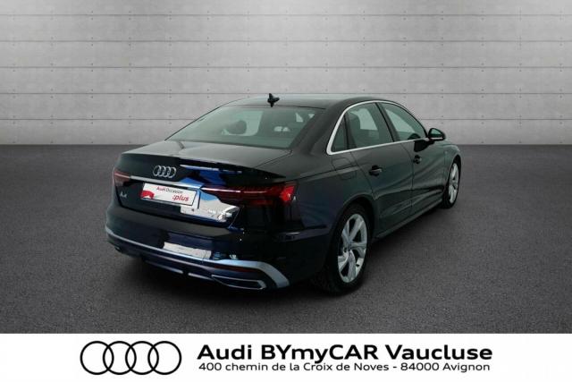 Audi A4 image 8