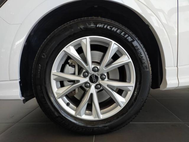 Audi Q3 image 2