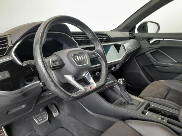 Audi Q3 image 6