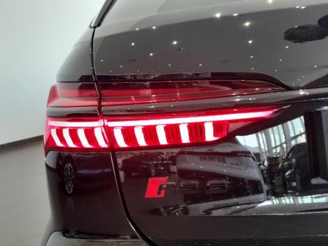 Audi Rs6 Avant image 9