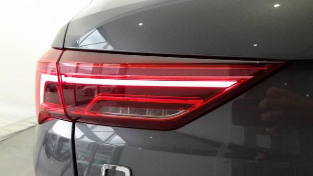 Audi Q3 image 7