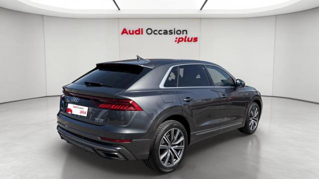 Audi Q8 image 8