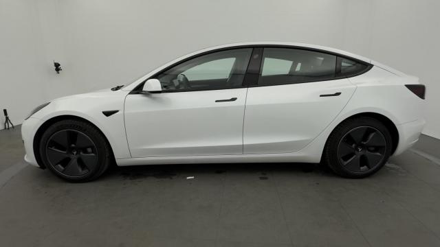 Tesla Model 3 image 7