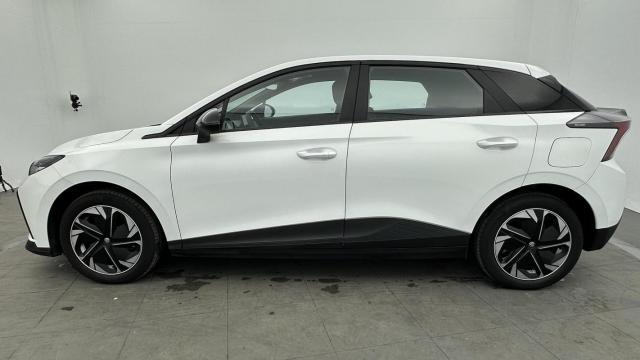 Toyota C-Hr image 9