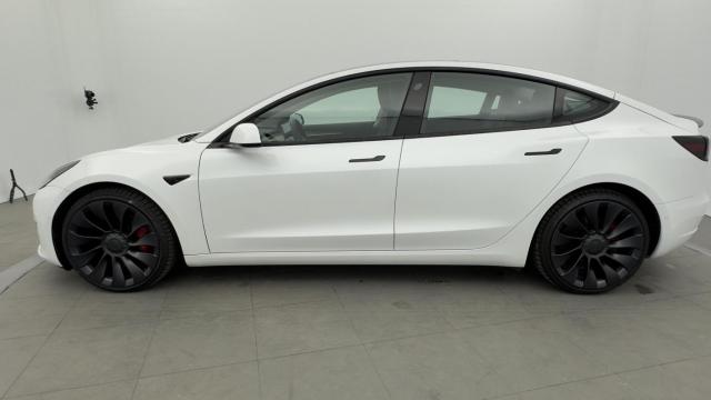 Tesla Model 3 image 6
