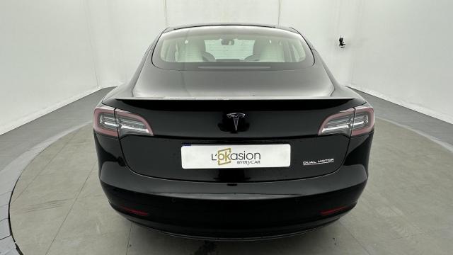Tesla Model 3 image 2