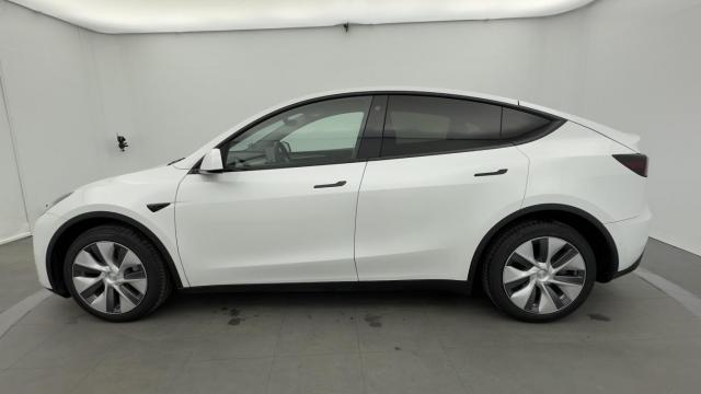 Tesla Model Y image 3