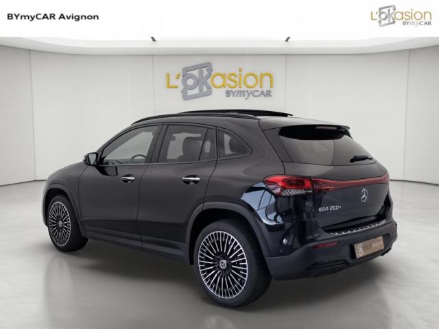 Mercedes Benz Eqa image 9