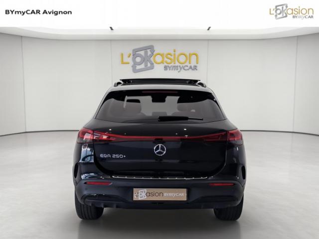 Mercedes Benz Eqa image 2