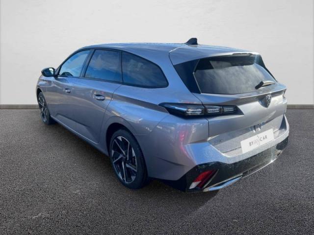 Peugeot 308 image 2