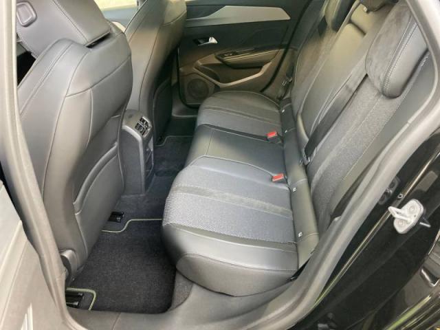 Peugeot 308 image 2