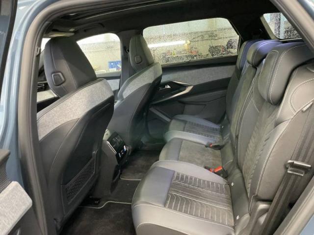 Peugeot 5008 image 1