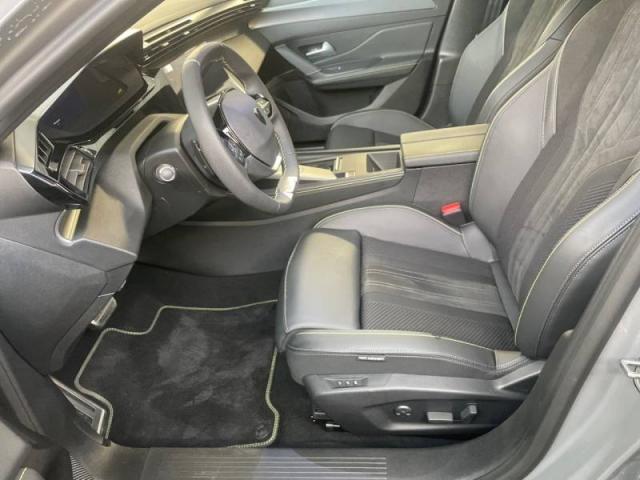 Peugeot 308 image 2