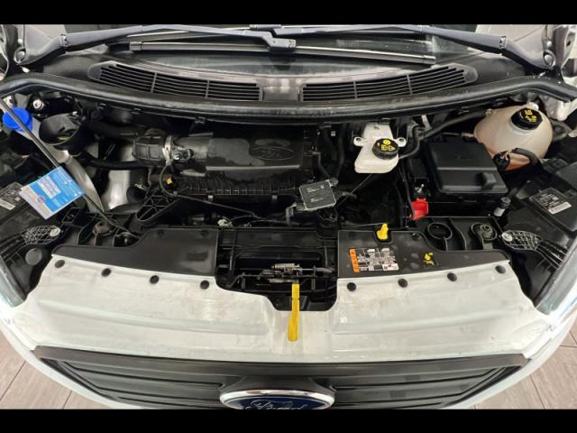 Ford Transit image 7