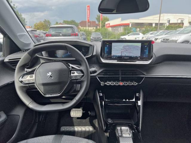 Peugeot 208 image 2