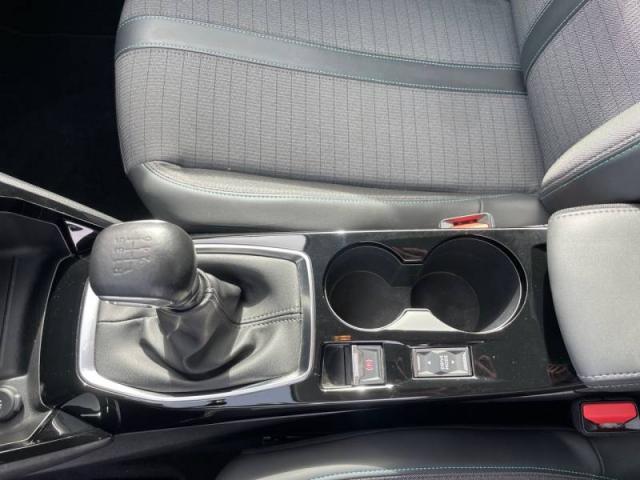 Peugeot 208 image 2