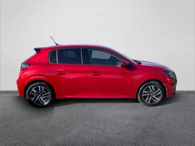 Peugeot 208 image 1