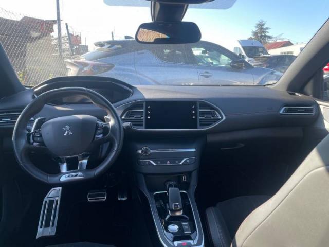 Peugeot 308 image 1