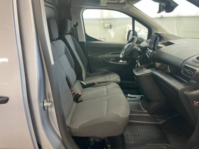 Peugeot Partner image 2