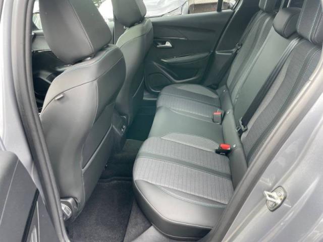 Peugeot 208 image 4