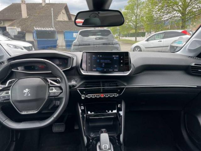 Peugeot 208 image 9